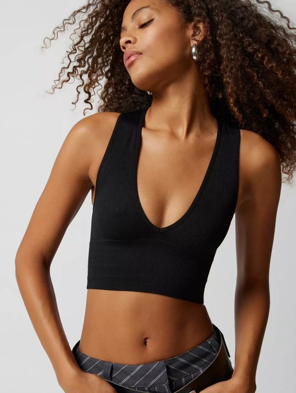 Out From Under Hailey Seamless Plunge Cropped Tank Top, Color Black Size M